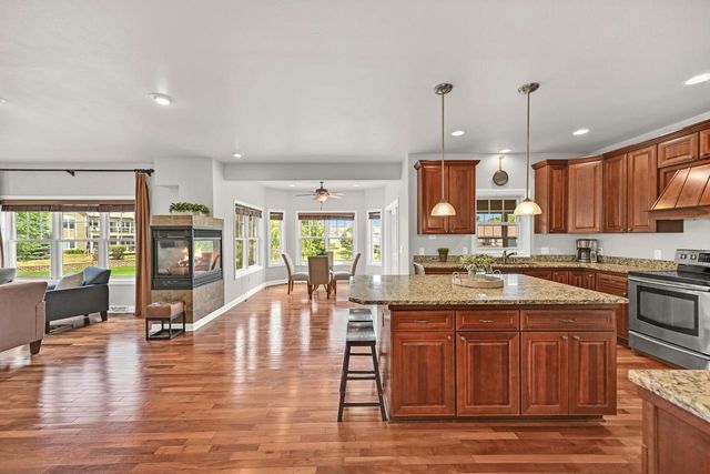 533 Majestic View LANE, Oconomowoc, WI 53066