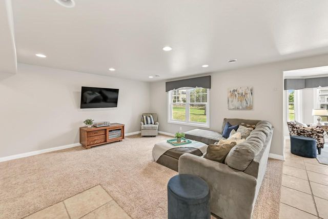 533 Majestic View LANE, Oconomowoc, WI 53066