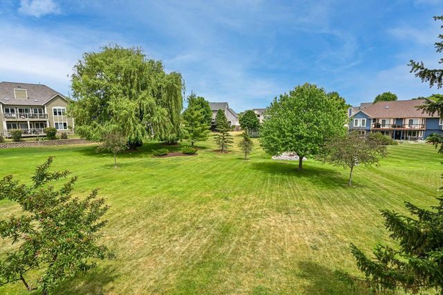 533 Majestic View LANE, Oconomowoc, WI 53066
