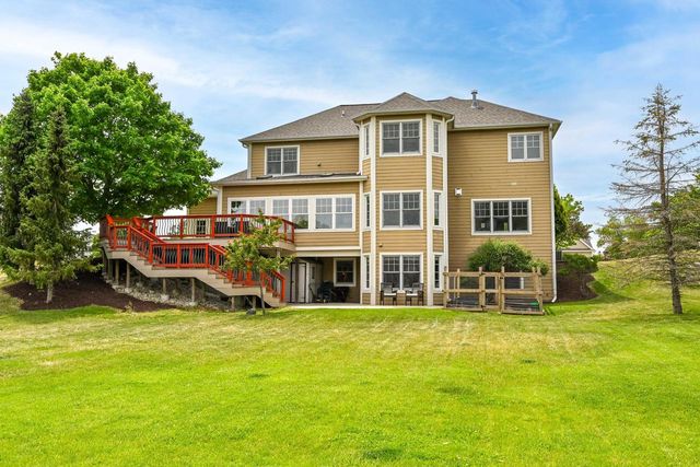 533 Majestic View LANE, Oconomowoc, WI 53066
