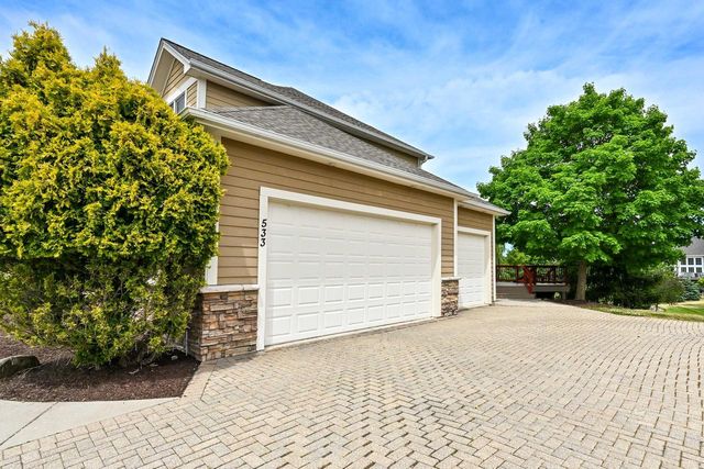 533 Majestic View LANE, Oconomowoc, WI 53066
