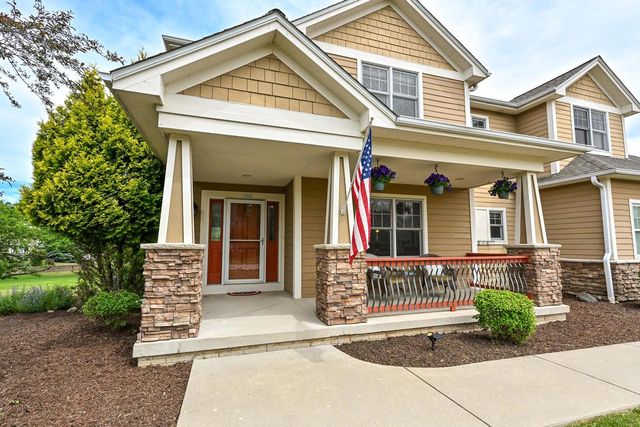533 Majestic View LANE, Oconomowoc, WI 53066