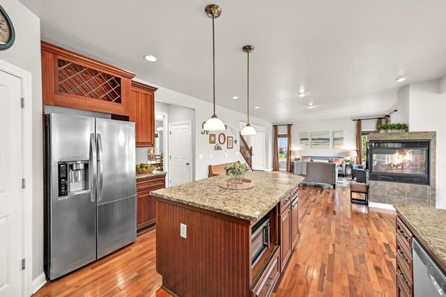 533 Majestic View LANE, Oconomowoc, WI 53066