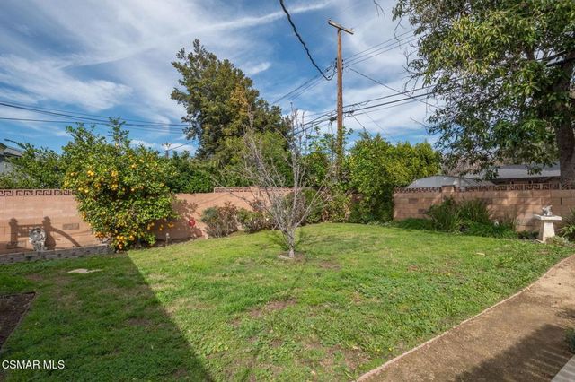 7840 Vicky Avenue, West Hills, CA 91304