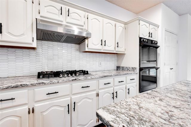 1613 Hightimber Lane, Wylie, TX 75098