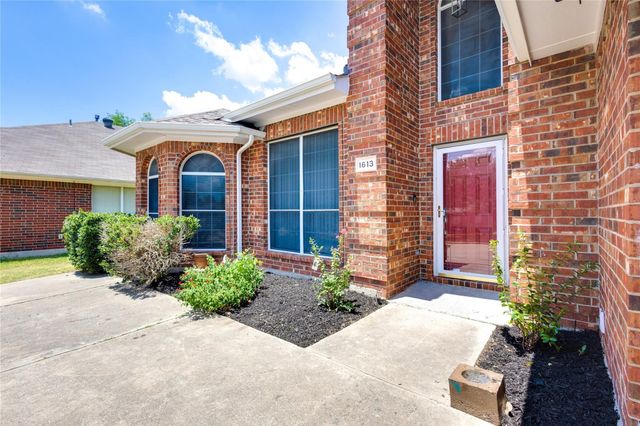 1613 Hightimber Lane, Wylie, TX 75098