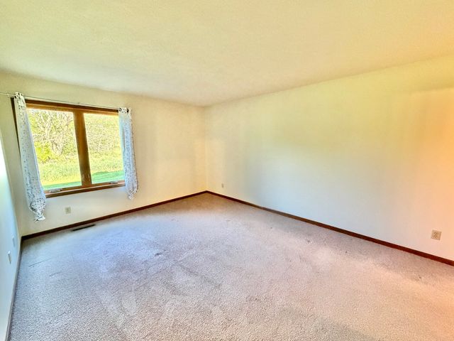 4155 Split Leaf Drive, Loves Park, IL 61111