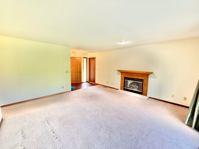 4155 Split Leaf Drive, Loves Park, IL 61111