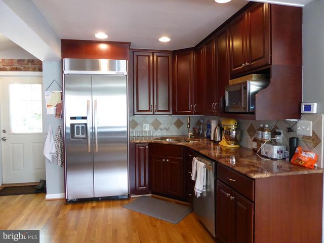 323 S ADAMS ST, Arlington, VA 22204