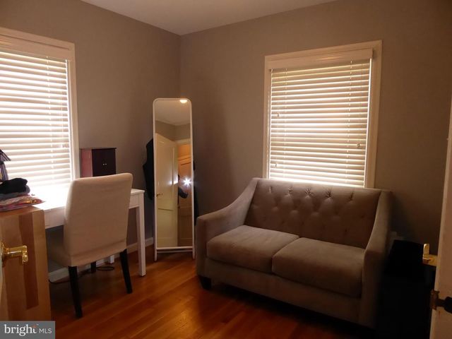 323 S ADAMS ST, Arlington, VA 22204