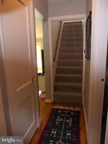 323 S ADAMS ST, Arlington, VA 22204