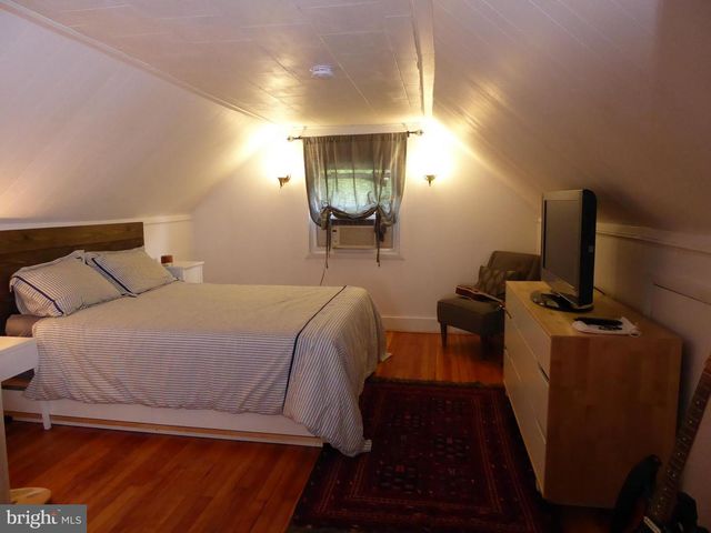 323 S ADAMS ST, Arlington, VA 22204