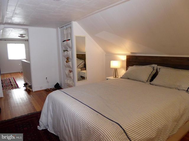 323 S ADAMS ST, Arlington, VA 22204