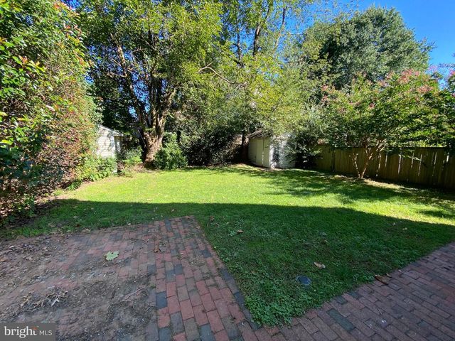 323 S ADAMS ST, Arlington, VA 22204