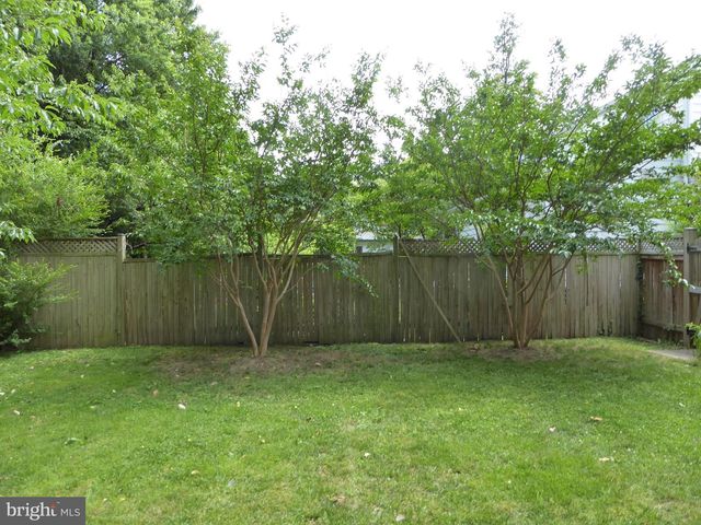 323 S ADAMS ST, Arlington, VA 22204