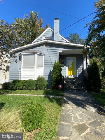323 S ADAMS ST, Arlington, VA 22204