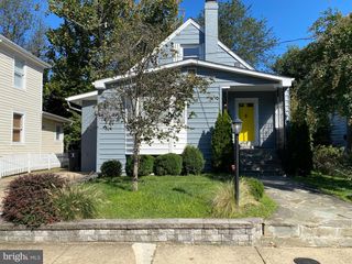 323 S ADAMS ST, Arlington, VA 22204