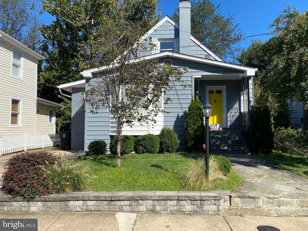 323 S ADAMS ST, Arlington, VA 22204