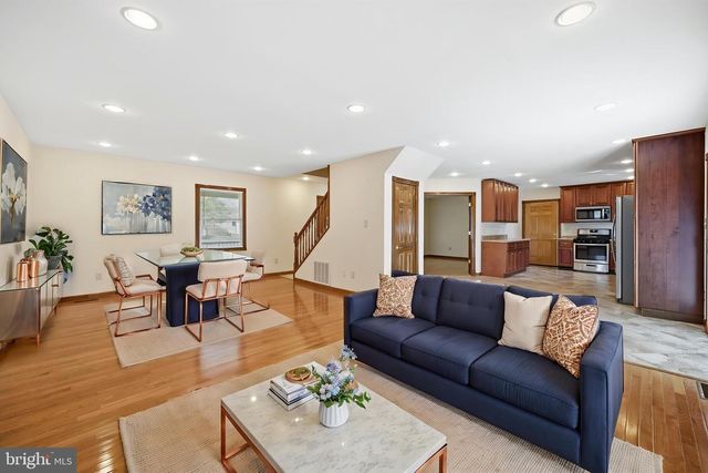 8905 TUDOR LN, Manassas, VA 20110