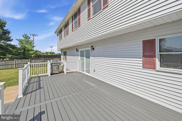 8905 TUDOR LN, Manassas, VA 20110