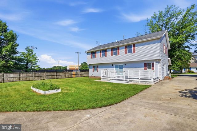 8905 TUDOR LN, Manassas, VA 20110