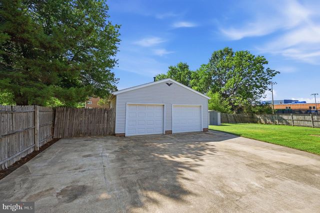 8905 TUDOR LN, Manassas, VA 20110