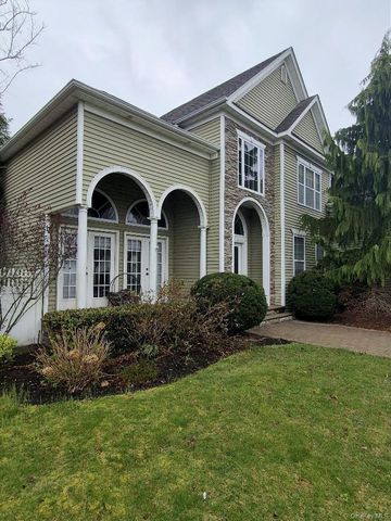 11 Ryan Court, Bohemia, NY 11716