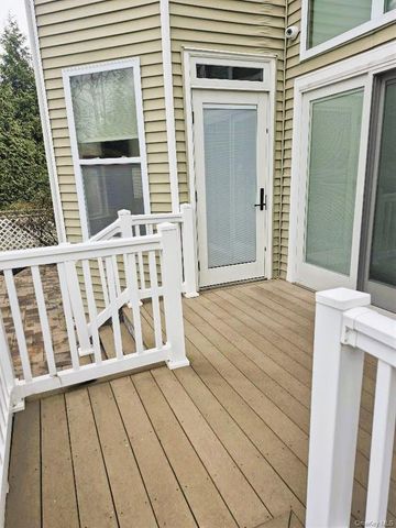 11 Ryan Court, Bohemia, NY 11716