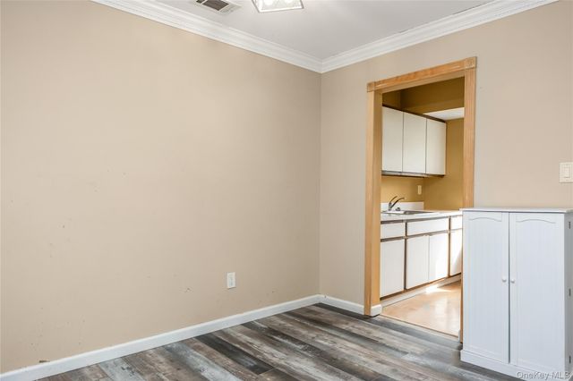 8 Cheyenne Court 8, Coram, NY 11727