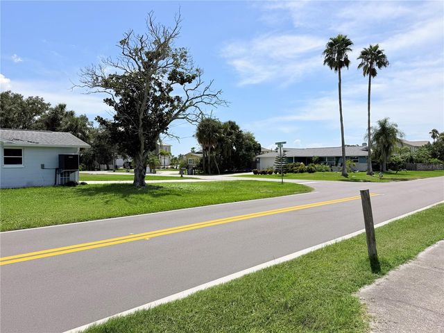 5105 BAY BOULEVARD, Port Richey, FL 34668