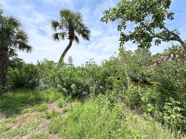 5105 BAY BOULEVARD, Port Richey, FL 34668