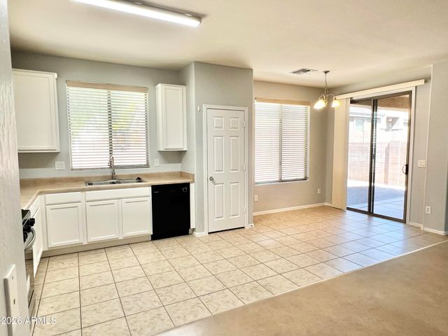 5238 W Cochise Drive, Glendale, AZ 85302