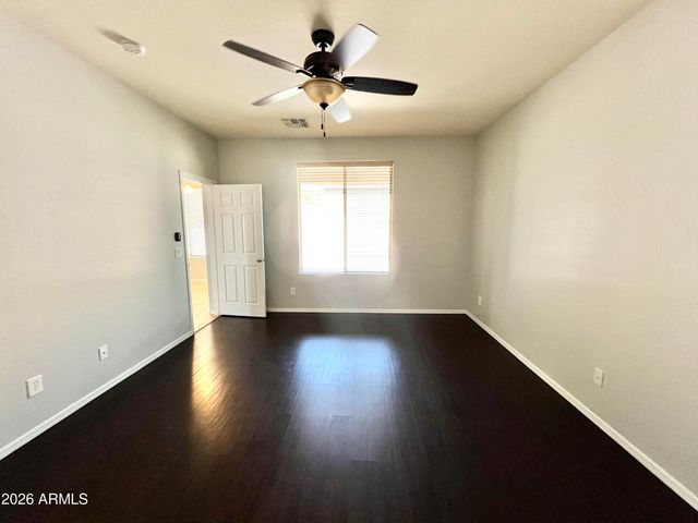 5238 W Cochise Drive, Glendale, AZ 85302