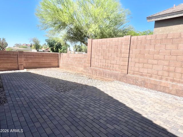 5238 W Cochise Drive, Glendale, AZ 85302