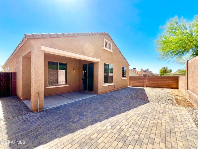 5238 W Cochise Drive, Glendale, AZ 85302