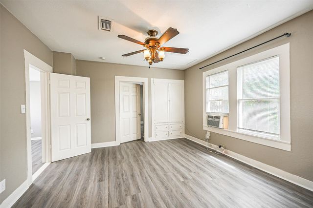 216 Redan Street 5, Houston, TX 77009