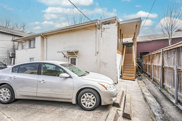 216 Redan Street 5, Houston, TX 77009