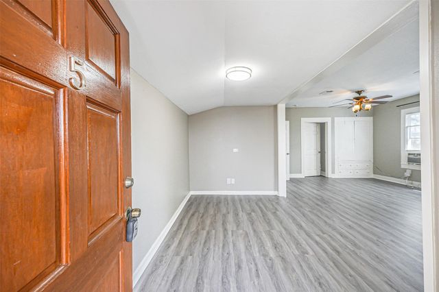 216 Redan Street 5, Houston, TX 77009