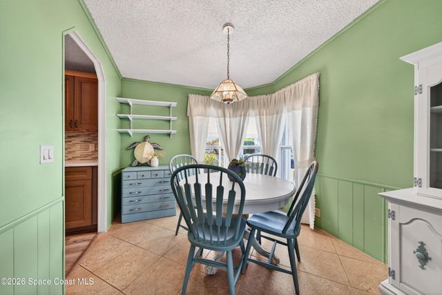 7645 Chasta Road, Micco, FL 32976