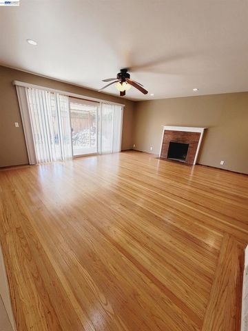 15781 Via Teresa, San Lorenzo, CA 94580