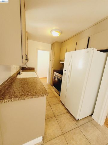 15781 Via Teresa, San Lorenzo, CA 94580