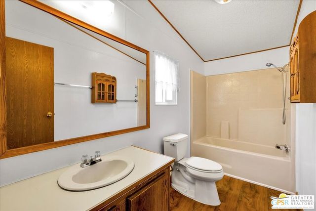 15300 Palm Drive 14, Desert Hot Springs, CA 92240