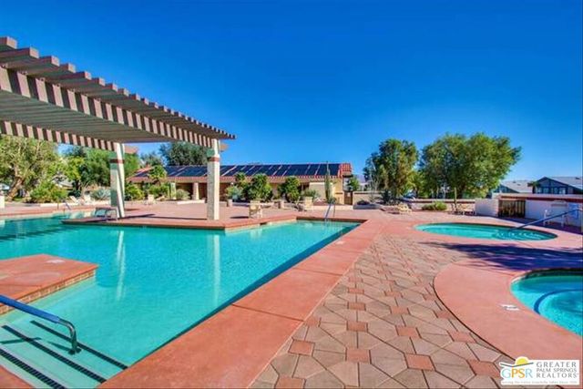 15300 Palm Drive 14, Desert Hot Springs, CA 92240