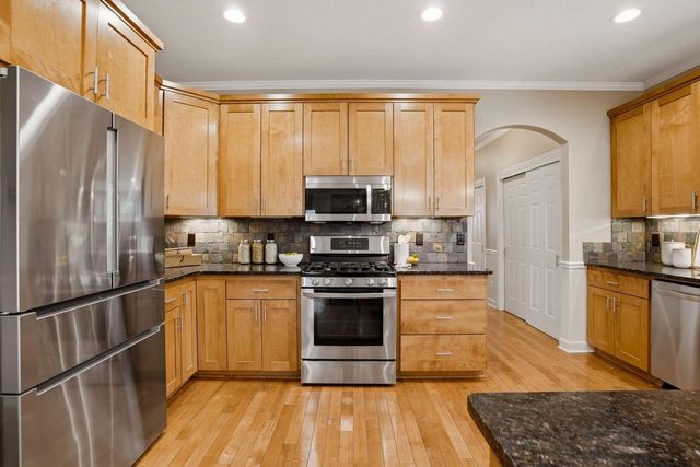 8618 117th STREET, Milwaukee, WI 53224