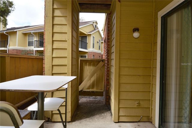 8718 MALLARD RESERVE DRIVE 104, Tampa, FL 33614