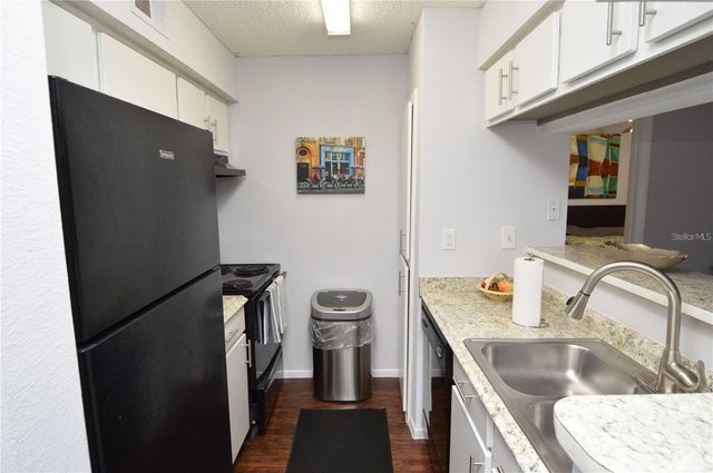 8718 MALLARD RESERVE DRIVE 104, Tampa, FL 33614