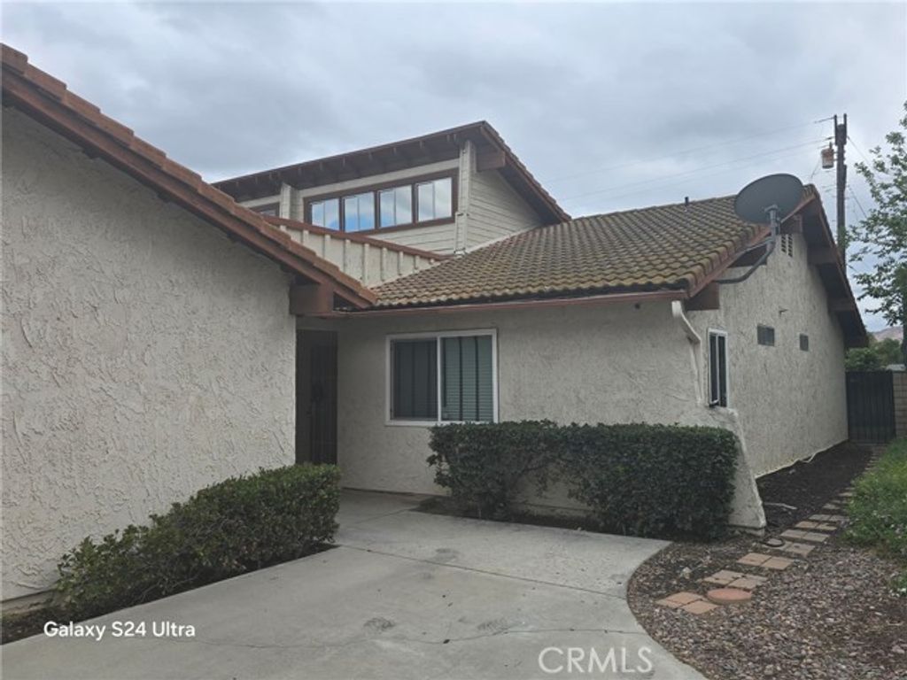 11504 Los Molinos, Riverside, CA 92505
