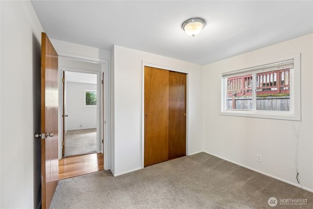 1033 151st Avenue SE, Bellevue, WA 98007