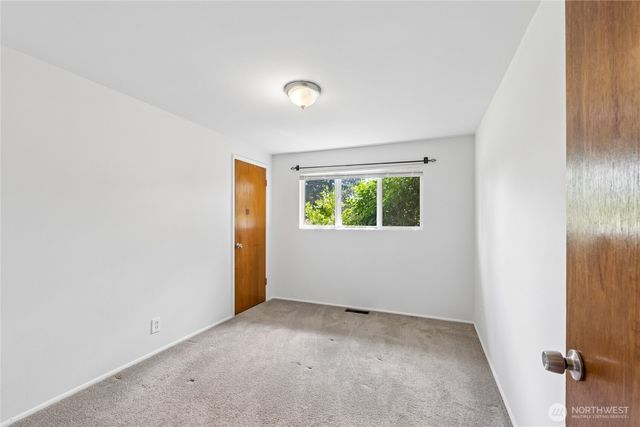 1033 151st Avenue SE, Bellevue, WA 98007