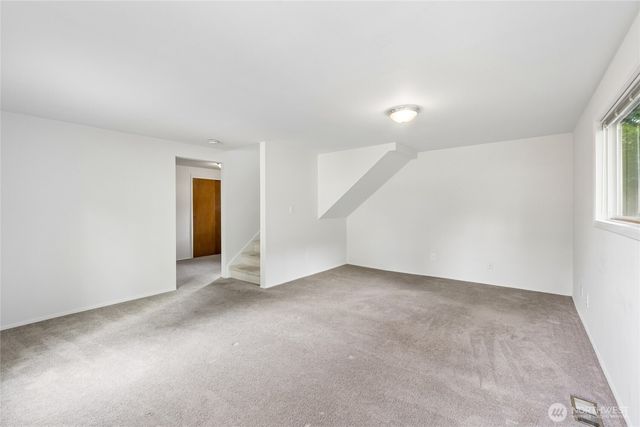 1033 151st Avenue SE, Bellevue, WA 98007